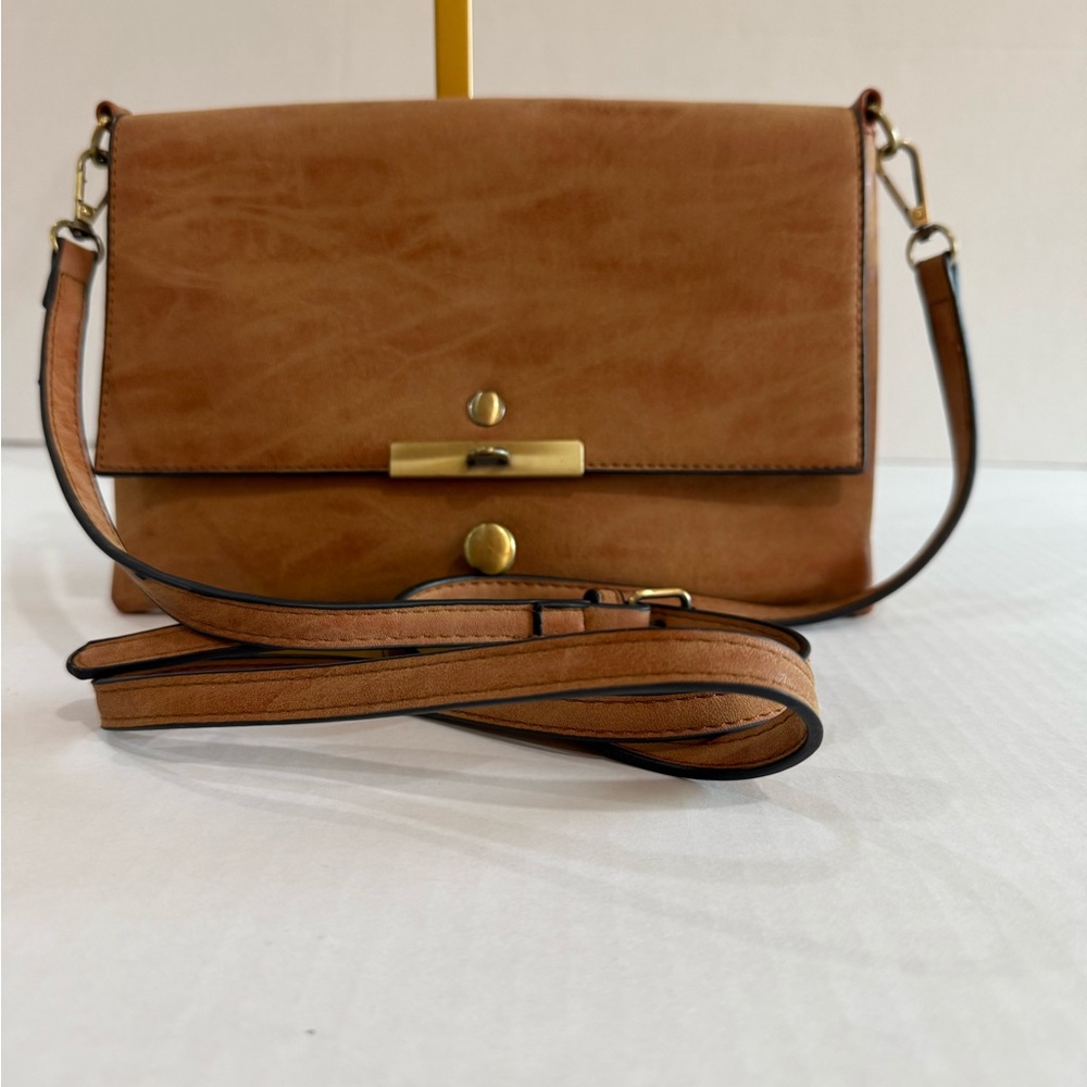 OKPTA‎ JL66888 Crossbody Purse Leather Tan Adjustable Converts to Club Purse HTF